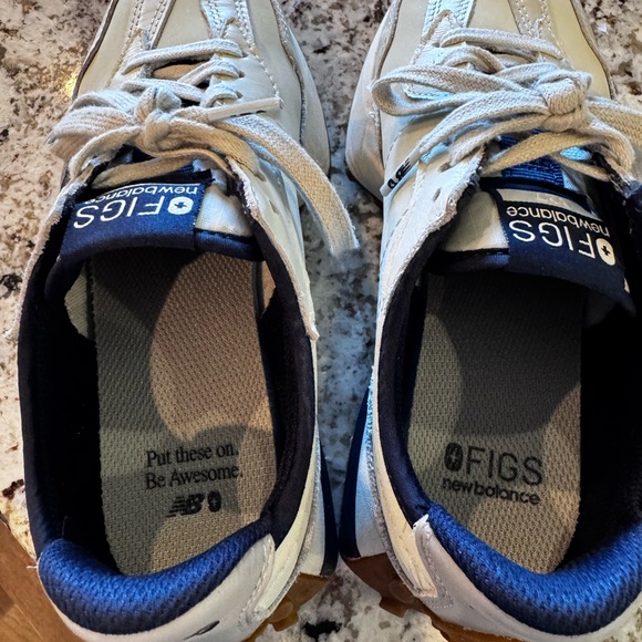 New Balance 327 FIGS - Picture 10 of 11